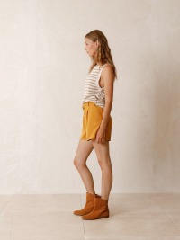 indi&amp;cold - CLASSIC PLEATED SHORTS - Amber 2