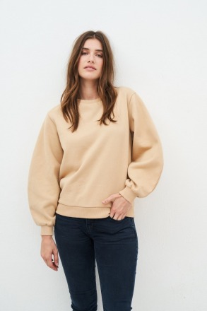 KUYICHI - Tessa Balloon Sweater - Sand - 100 Organic Cotton