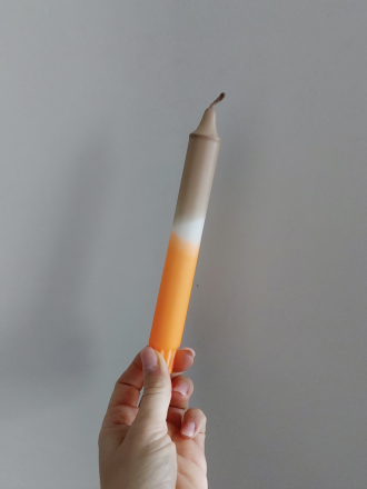B. K. UNIQUE ARTS - Kerze groß - Schlamm/Orange - Handgetaucht