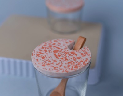 Objet Vague - Zuckerglas mit Tarrazzo Deckel - Koralle/Orange - Hergestellt in Deutschland