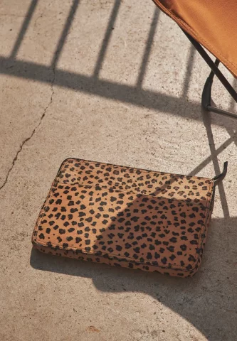 by-bar amsterdam - leopard laptop bag - Echtes Leder
