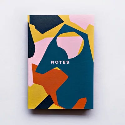 The Completist - Rosa Notizbuch mit ausgeschnittenen Formen - Hergestellt in Großbritannien