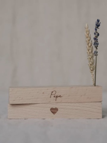 Eulenschnitt - Karten- und Trockenblumenständer 12cm Papa - aus Buchenholz