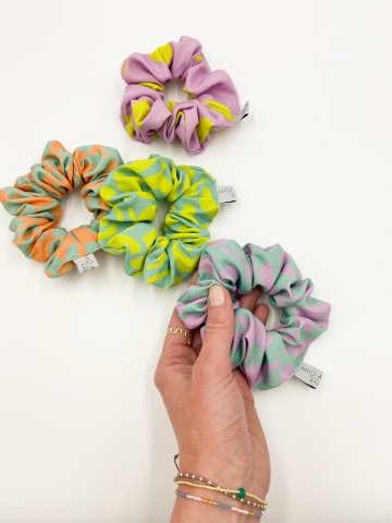 MIO ANIMO - Scrunchie Life is full of Color Collection - verschiedene Farben - Fair made in Berlin