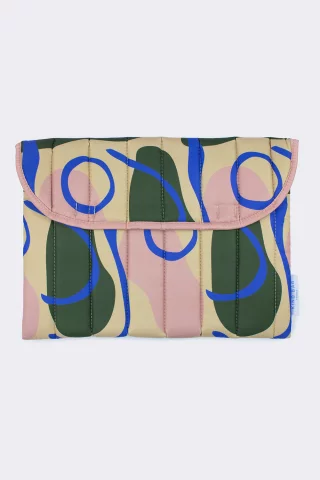 KIND BAG LONDON - Shapes | 13 Laptop Sleeve - ade from 8 recycled plastic bottles destined for