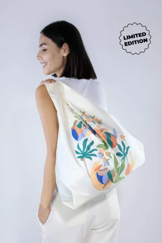 KIND BAG LONDON - Maggie Stephenson | Fruit Cabana | Medium - 100% recycled &amp; recyclable material