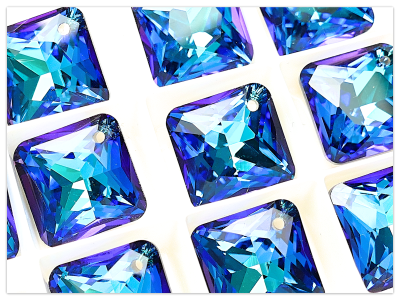 16mm Princess Cut Bermuda Blue Solaris Kristall multicolor geometrischer Anhänger türkises K9 Glas