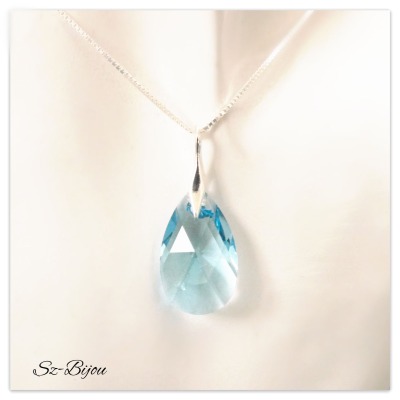 Silber Swarovski Tropfen Halskette, Pear Shaped Aquamarine Anhänger, Blauer Kristall Schmuck,