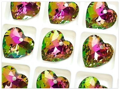 Solaris Heart 14mm Vitrail Rose, Herz Kristall, grünes Kristall, Rosa Kristall, multicolor Kristall