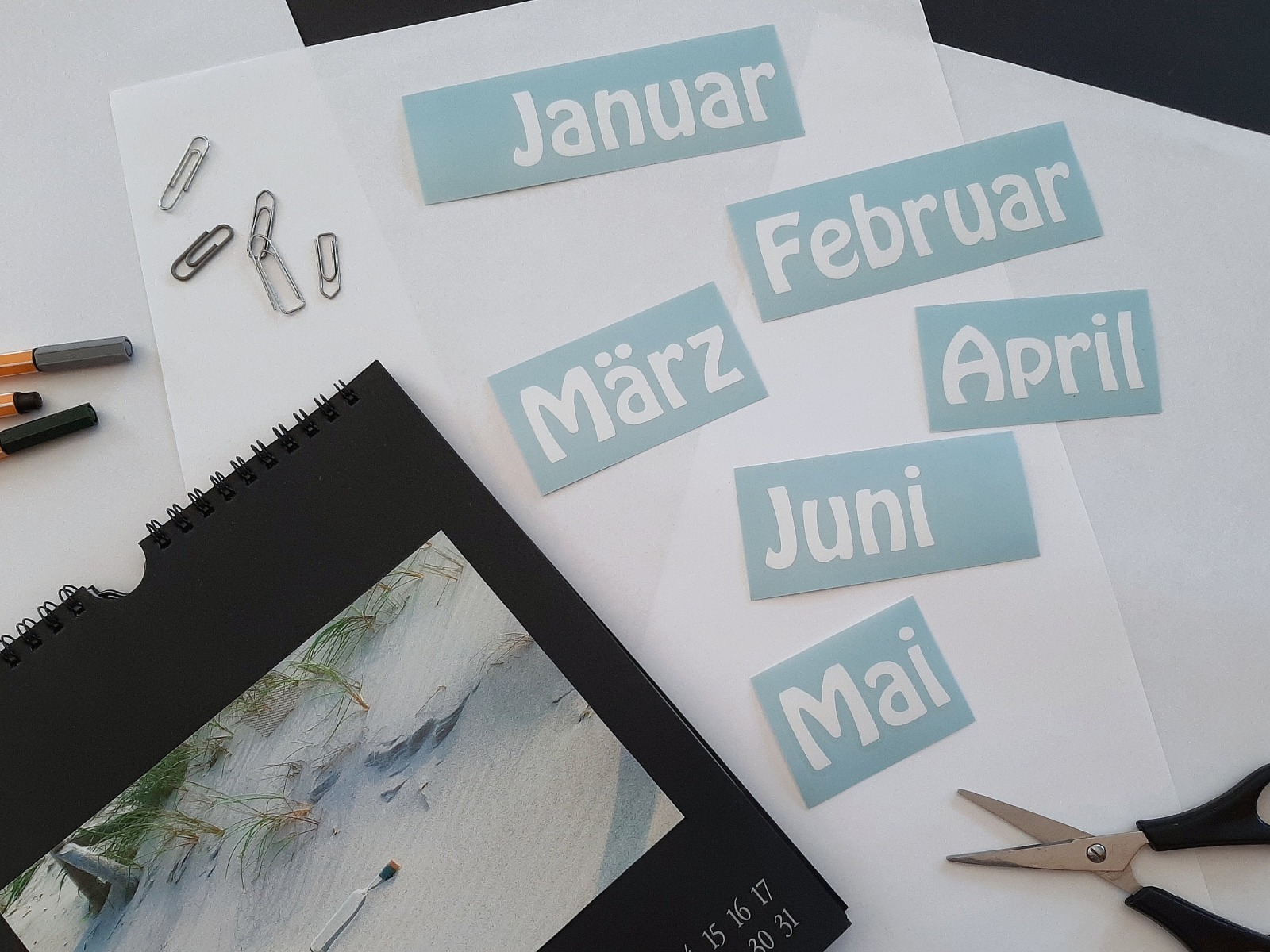 12 Monate Aufkleber - Januar Monatsnamen Aufkleber für Kalender 6