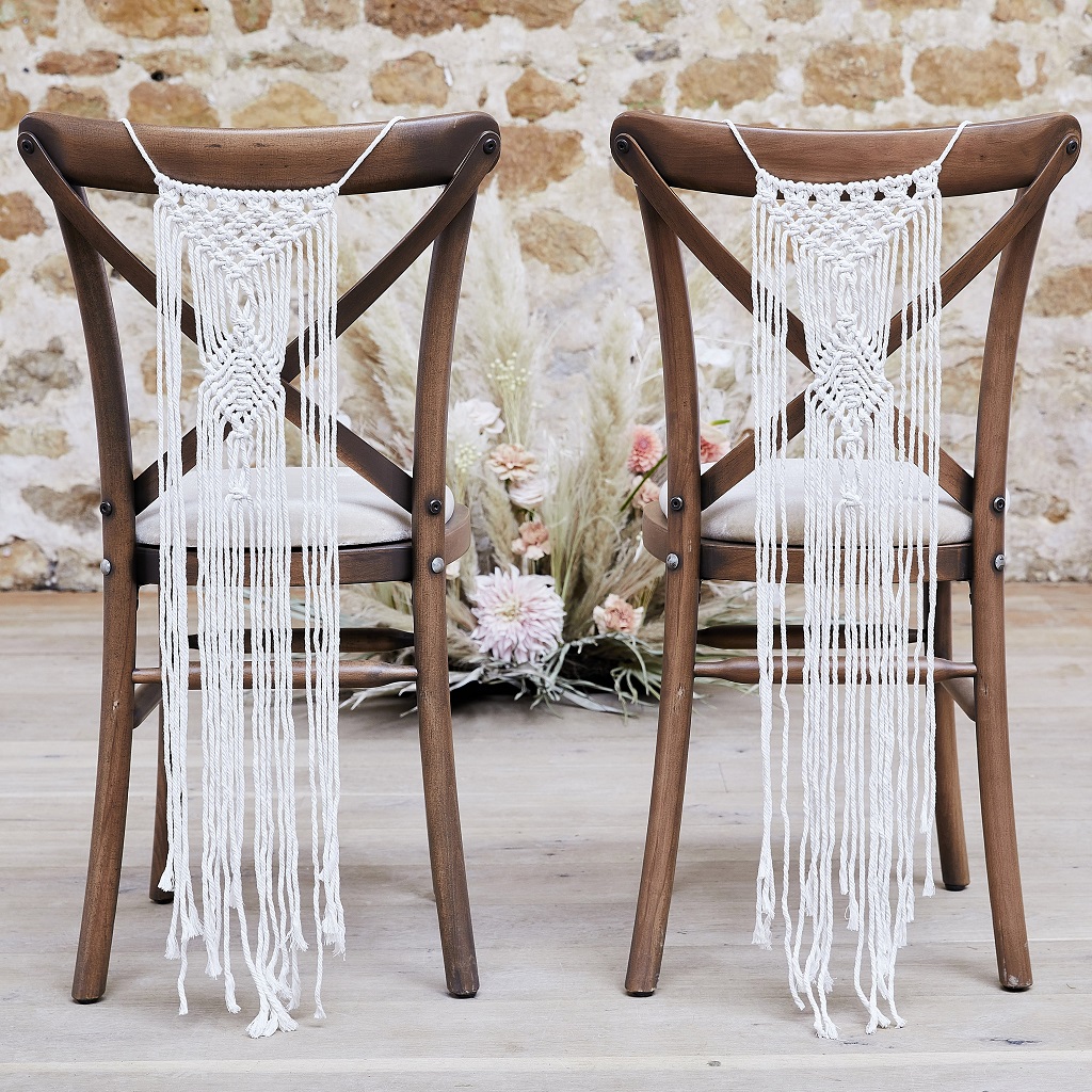 Makramee-Stuhl Dekorationen - 2x Makramee 30x65 cm in weiß für Hochzeitsstuhl - Boho-Anhänger -