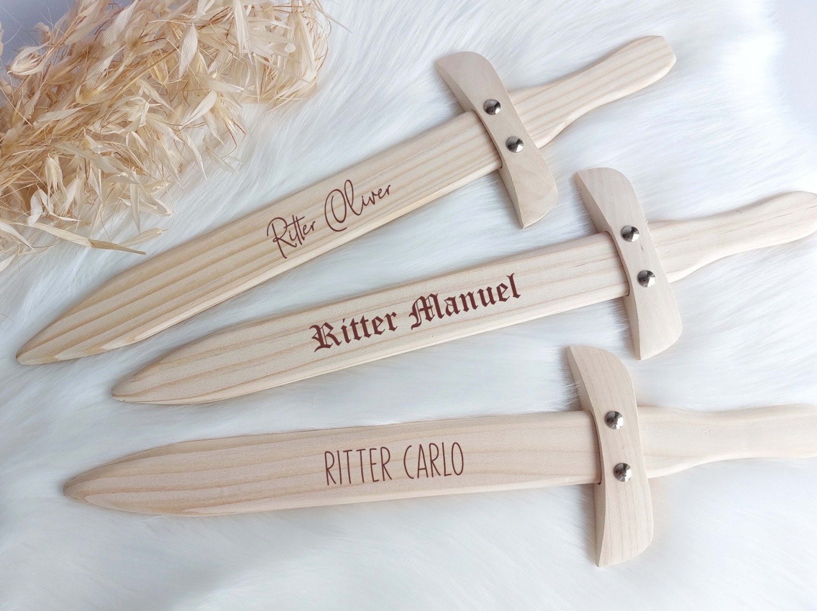 Ritterschwert mit Namen | Personalisiertes Kinder-Schwert | Spielschwert aus Holz | Säbel Ritter |