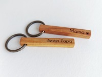 Holzstab Schlüsselanhänger | Holz Stäbchen mit Metallring individuelle Gravur Geschenk 6