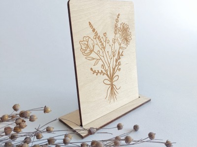 Holzkarte mit Blumen Motiv - Danke Blumen - Holz Postkarten Format - Grußkarten aus Holz Erinnerungskarte Muttertag Besondere Karte - 4 verschiedene Motive