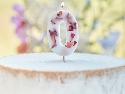 Geburtstagskuchen Kerze mit gepressten Blütenblättern | Zahlen von 0 bis 9 | Geburtstag