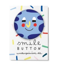 Smile Button Relaxed Unter Pinien