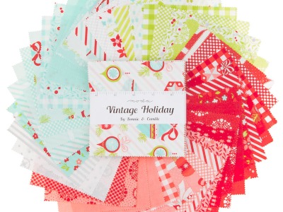 1Stk. Charm Pack 42 Teile by Bonnie &amp; Camille - Vintage Holiday