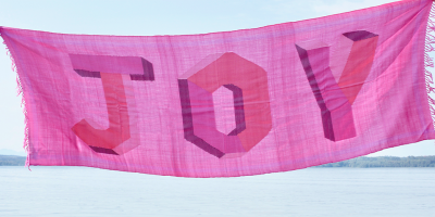 Joy in Pink - 100 handknotted Merino scarves handmade by the woman weavers of Kumaon