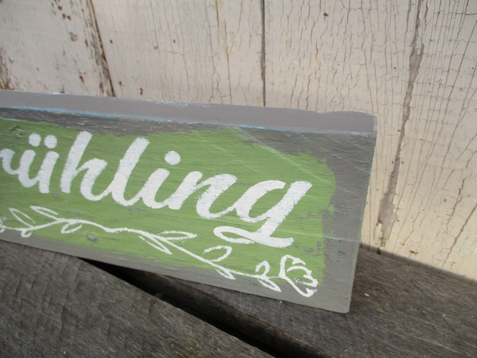 Frühjahrs Deko Schild Frühling für innen &amp; außen - aus recyceltem Altholz im rustikalem Landhaus