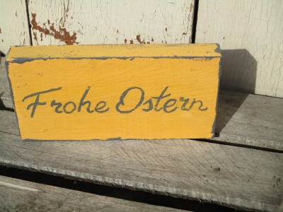 Shabby , FROHE OSTERN ,Schild aus Altholz in Orange - Grau ,Handbeschriftet , Türschild -