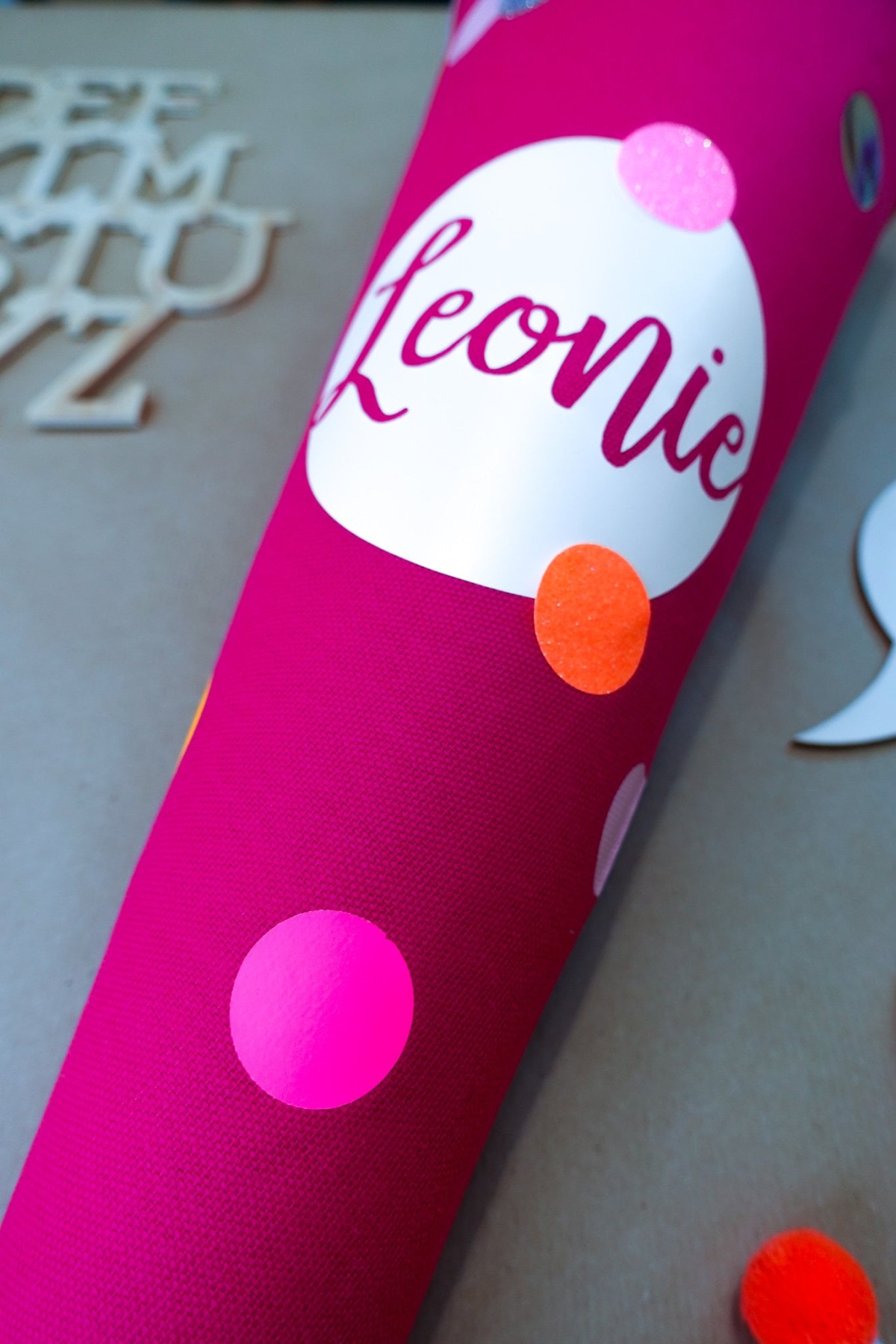 Pinke Schultüte Konfetti Neon und Rosa aus Stoff 70cm 3
