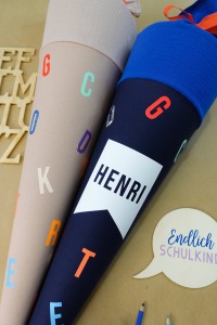 ABC Schultüte mit bunten Buchstaben aus dunkelblauem Stoff für Jungs 6
