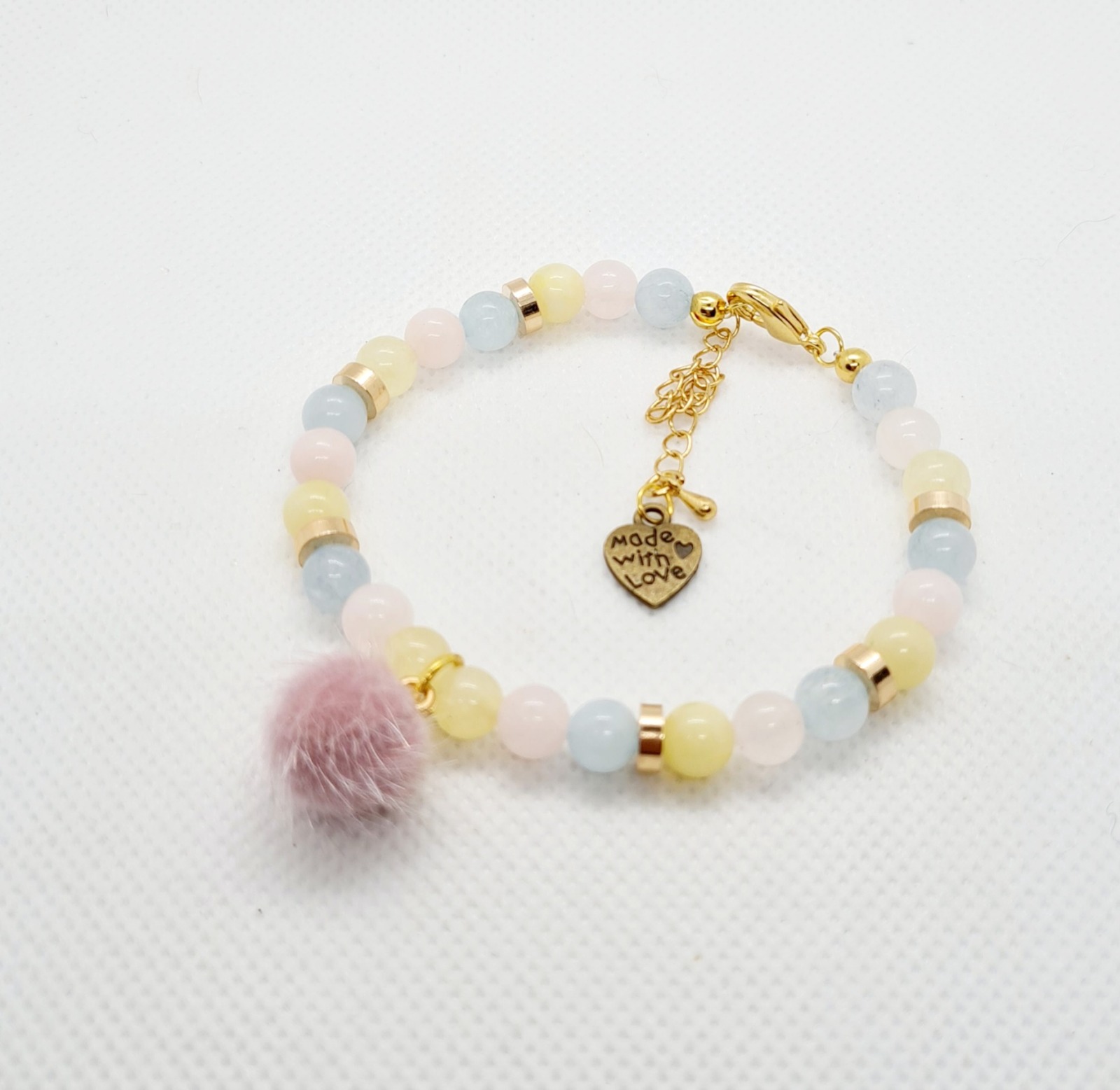 Armband aus Chalcedon Perlen in pastell mit Pompom 3