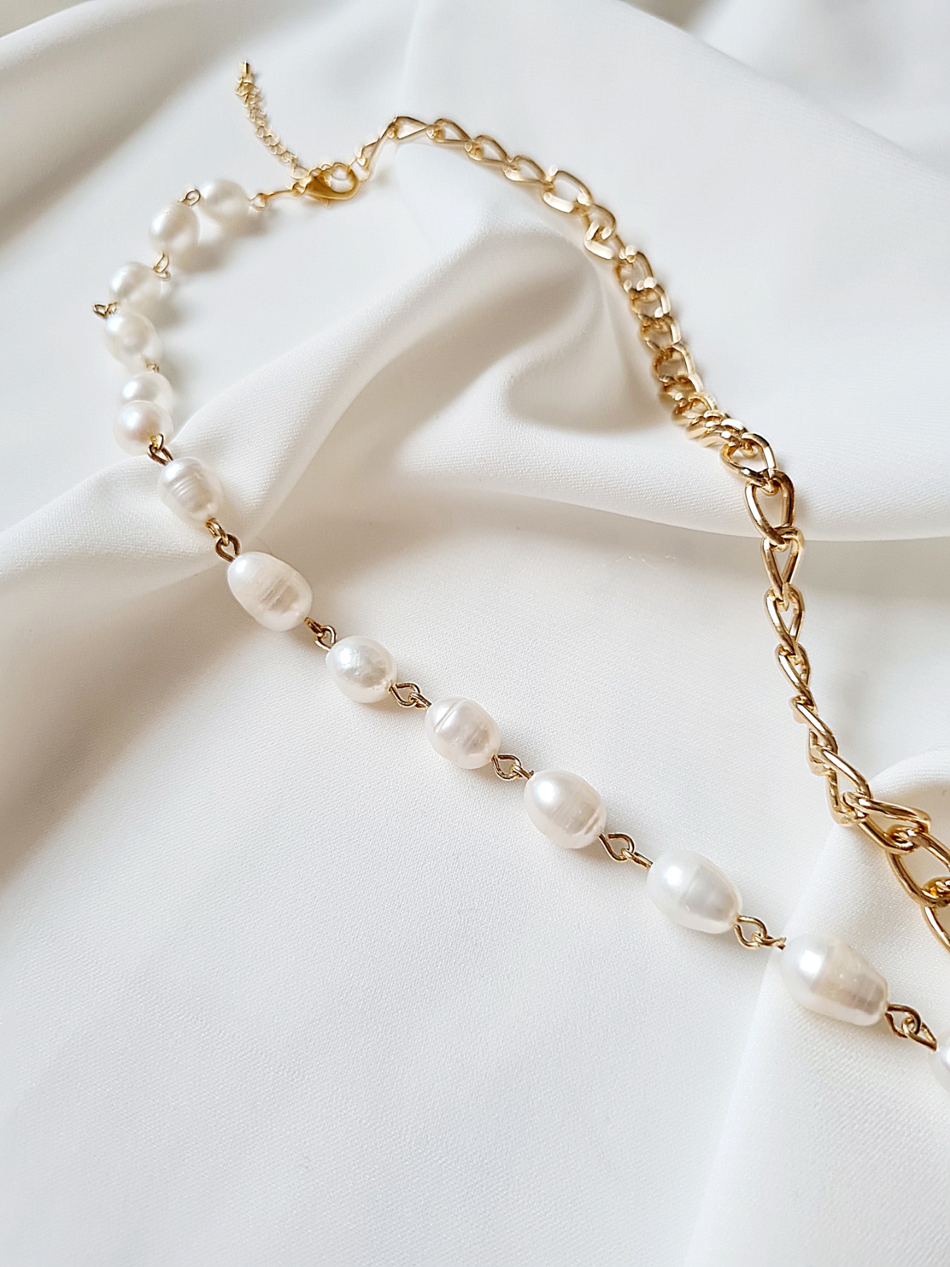 Halskette aus Süßwasser-Zucht-Perlen