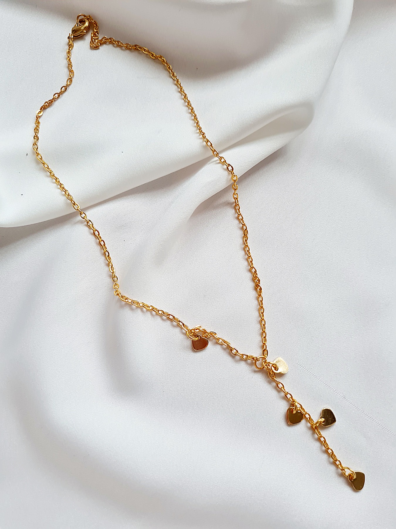 Halskette aus goldfarbener Gliederkette 6