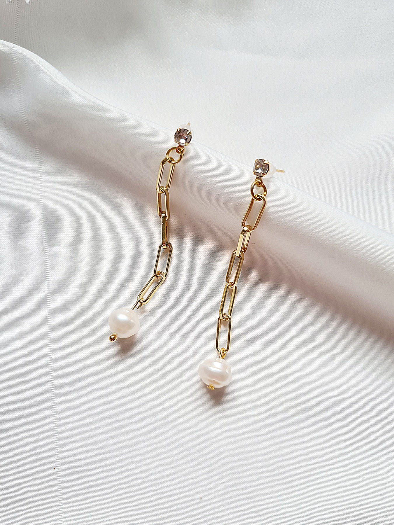 Stilvolle Ohrringe Edelstahl Süßwasser-Zucht-Perlen 18k vergoldet Elegant und zeitlos 9