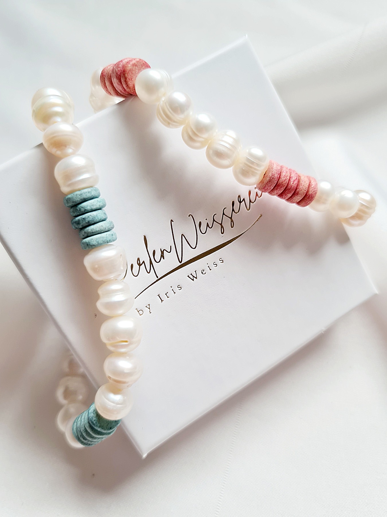 Sommerliche Eleganz Armbänder Süßwasser-Zucht-Perlen Keramikperlen zeitlose Schönheit 8