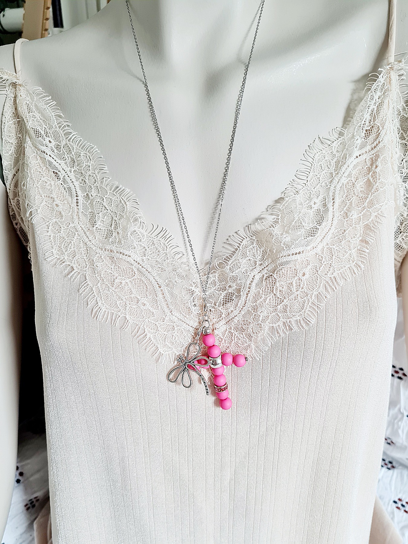 Halskette Gliederkette Kreuz-Anhänger Libellen-Anhänger pink 4