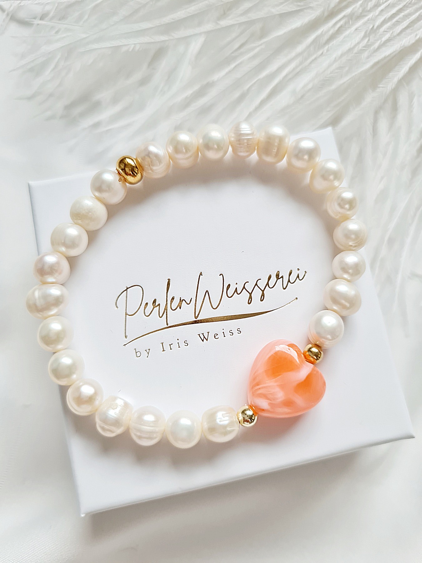 Süßwasser-Zuchtperlen Armband Perlenarmband mit Herz eleganter Damenschmuck Keramikherz