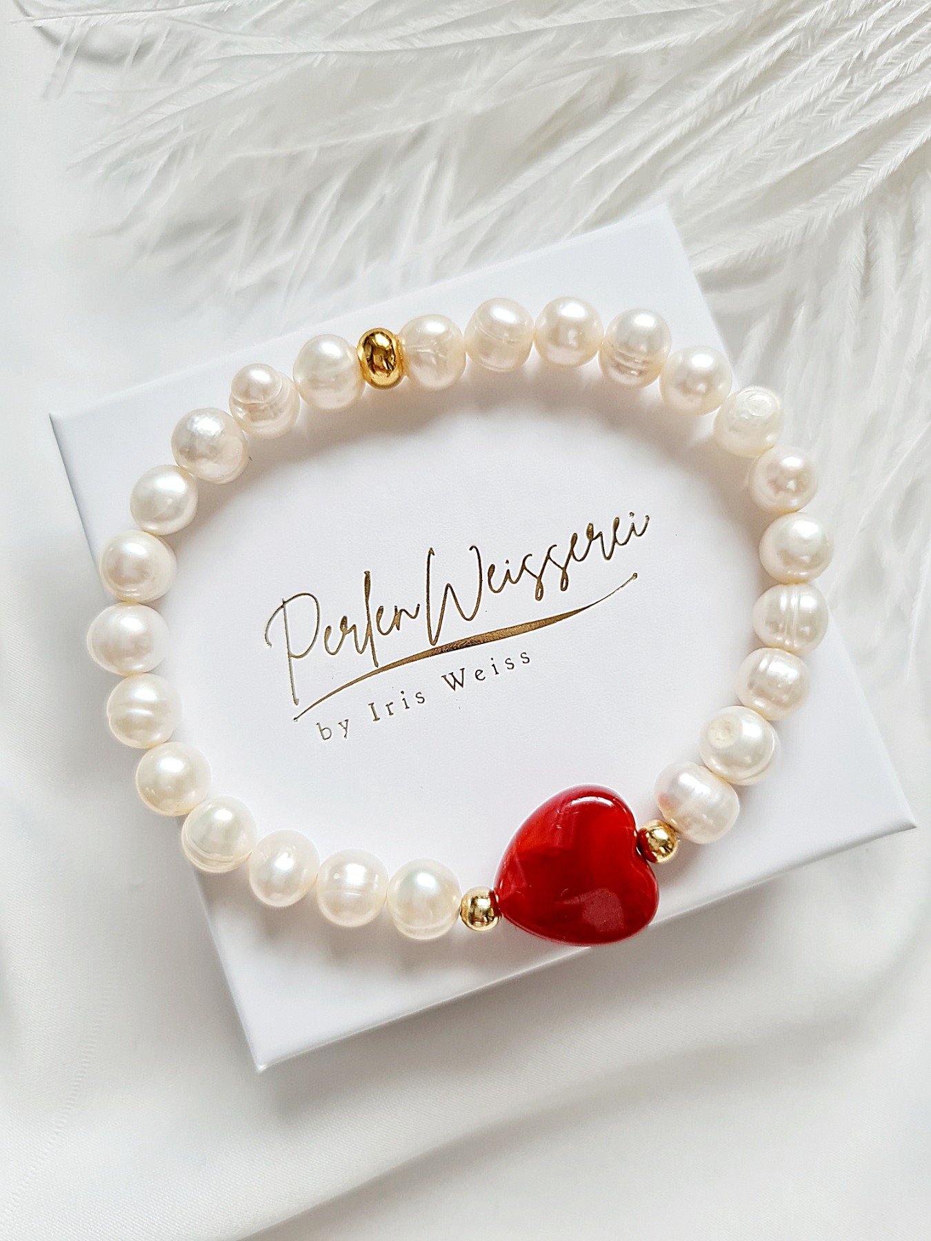 Süßwasserperlen-Armband Perlenarmband mit Keramikherz Eleganter Schmuck für Frauen 3