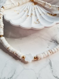 Elegante Halskette Magnesit Perlen Halskette Perlmuttblüte Halskette feminine Halskette 4