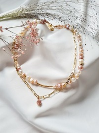 Halskette aus Edelstahl und Süßwasser-Zucht-Perlen