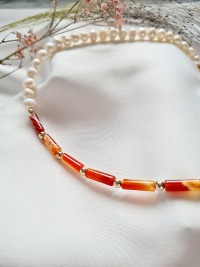 Halskette aus Achat-Tubes mit Süßwasser-Zucht-Perlen 8