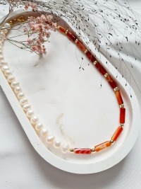 Halskette aus Achat-Tubes mit Süßwasser-Zucht-Perlen 7