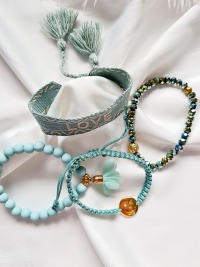 Stylische Armbänder Stoff und Perlen Festivals Alltag 2