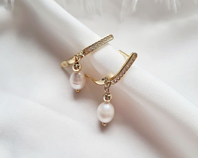 Ohrringe aus Süßwasser-Zucht-Perlen - Ohrringe aus vergoldetem Edelstahl mit