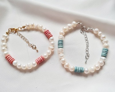 Armbänder | Süßwasser-Zucht-Perlen - Verstellbar | Keramikperlen | sommerliche Eleganz