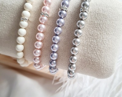 Armbänder aus Preciosa Nacre Pearls - elastisch | sommerliche Farben | hübsches Accessoires