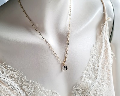 Halskette Fleur - Verstellbare Halskette Edelstahl vergoldet mit Anhänger - eleganter Look