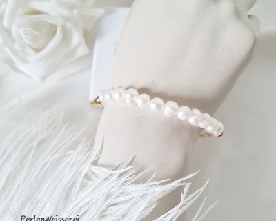 Armband aus Edelstahl mit Süsswasserperlen - elastisch | 18k | elegantes Armband