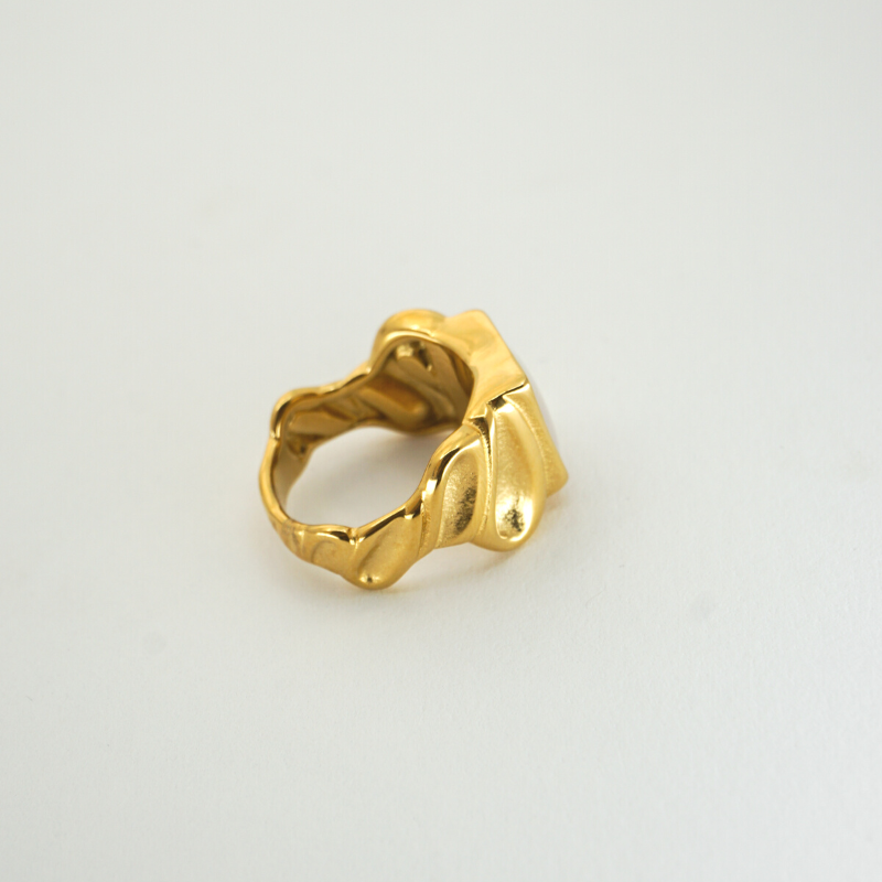 Goldener Ring Noelle