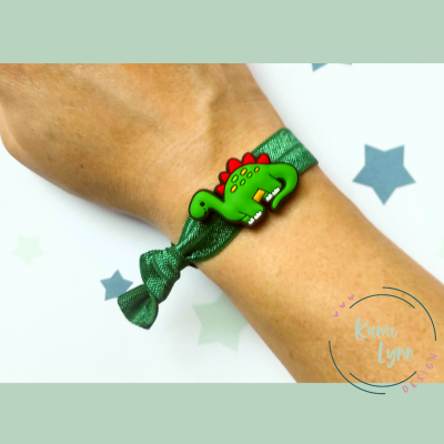 elastisches Armband mit Dino grün
