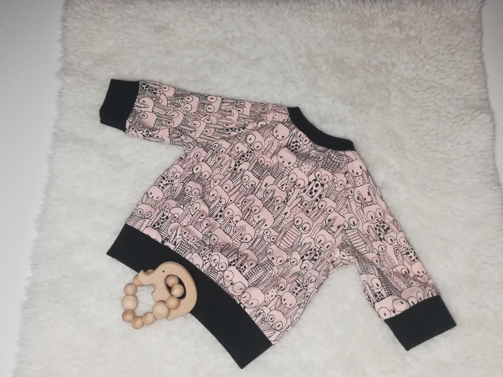Baby-Sweater langärmlig in rosa mit Häschen in Größe 62 3