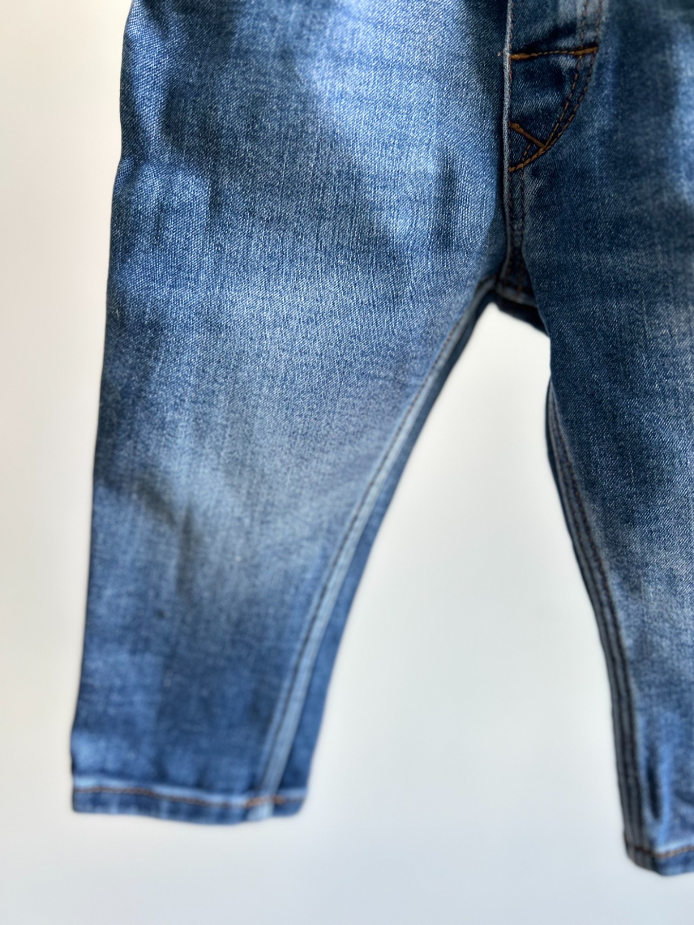 Jeans mit verstellbarem Bündchen - Größe 74 3