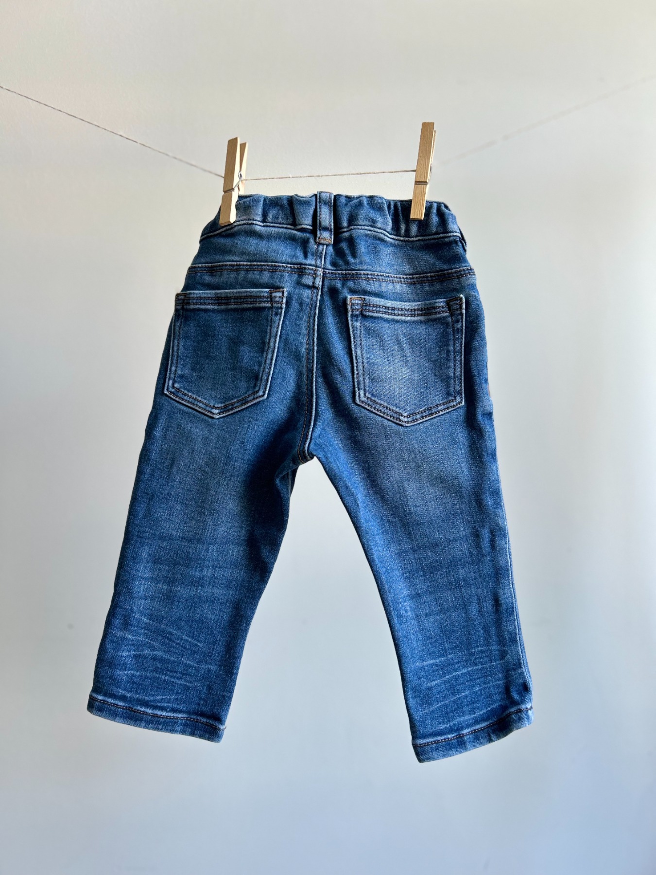 Jeans mit verstellbarem Bündchen - Größe 74 4