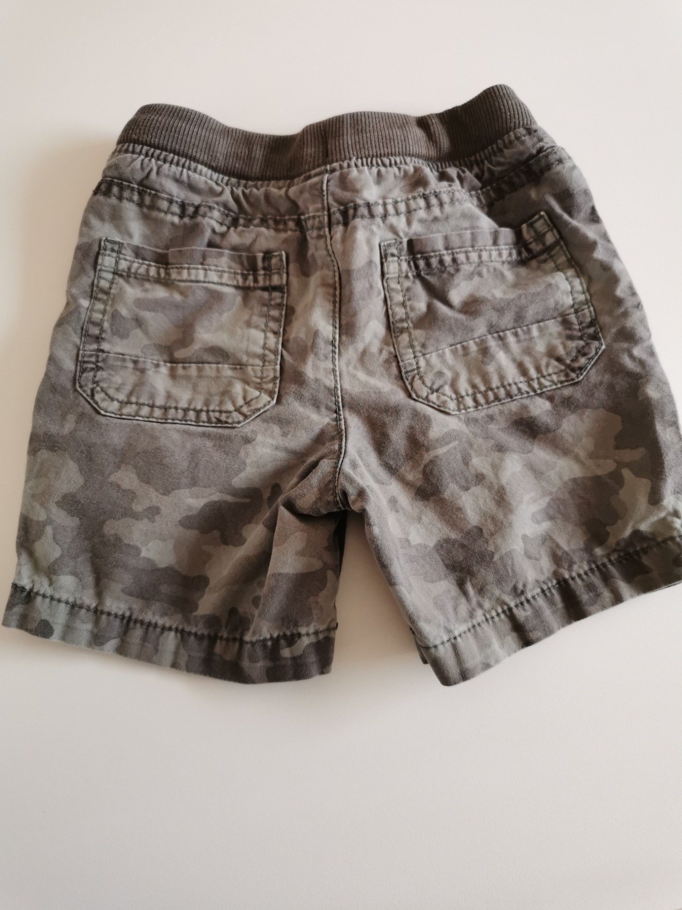 Camouflage Shorts - Größe 3 T 2